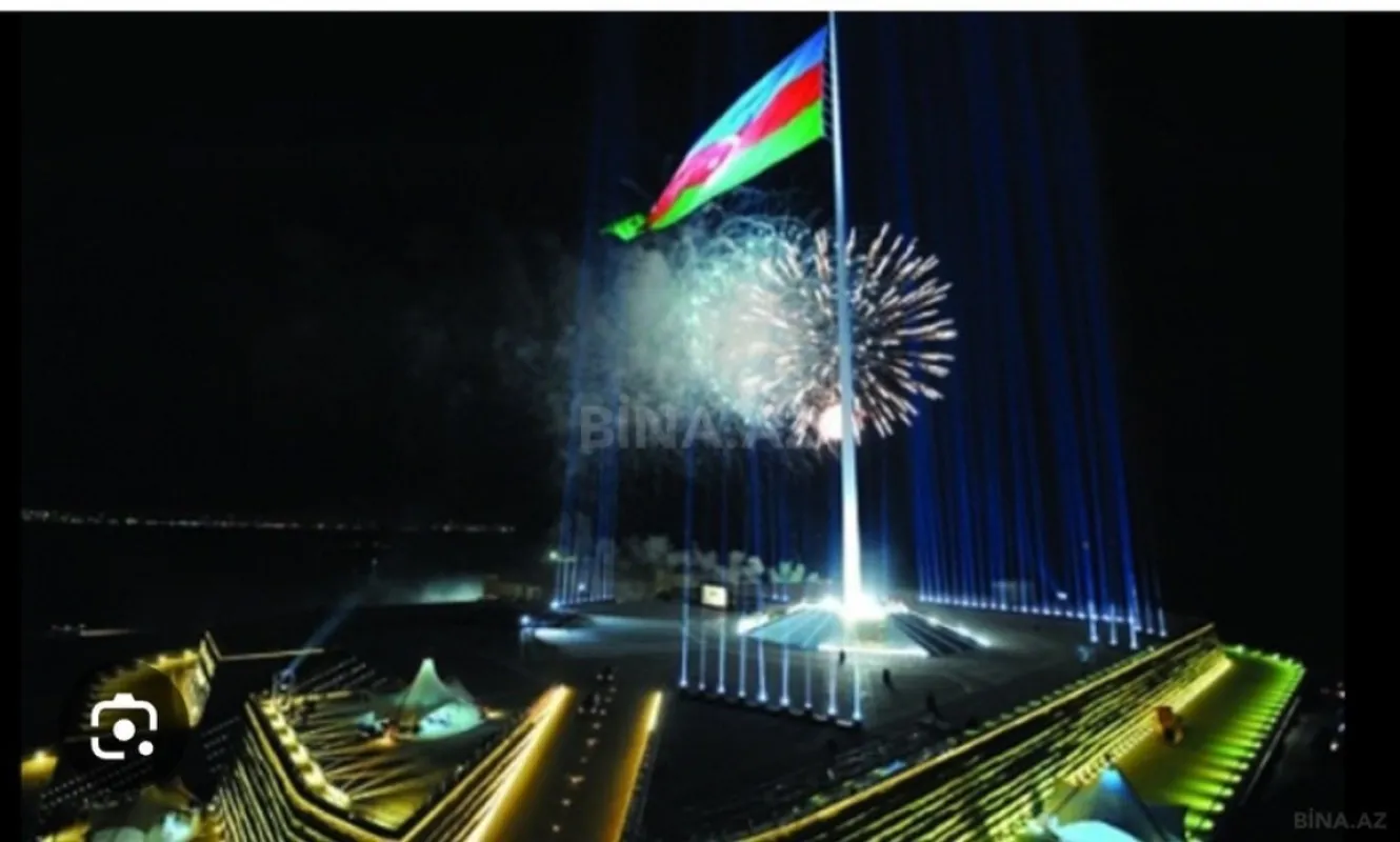 Satılır 3 otaqlı mənzil 115 m²