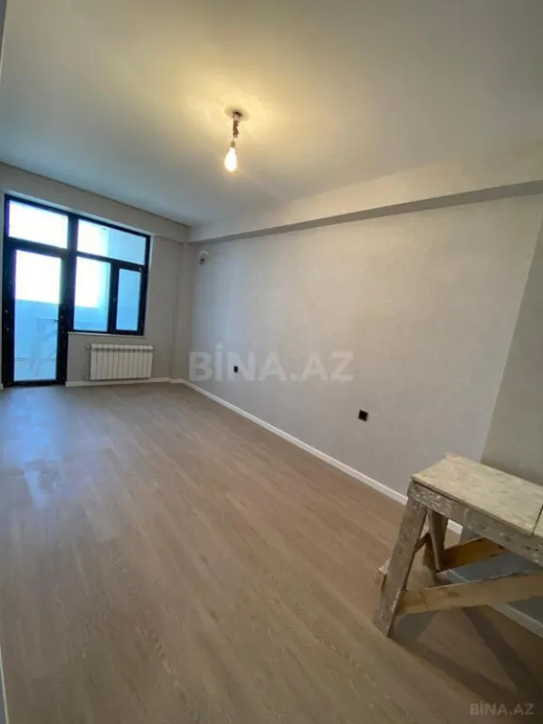 Satılır 3 otaqlı mənzil 115 m²