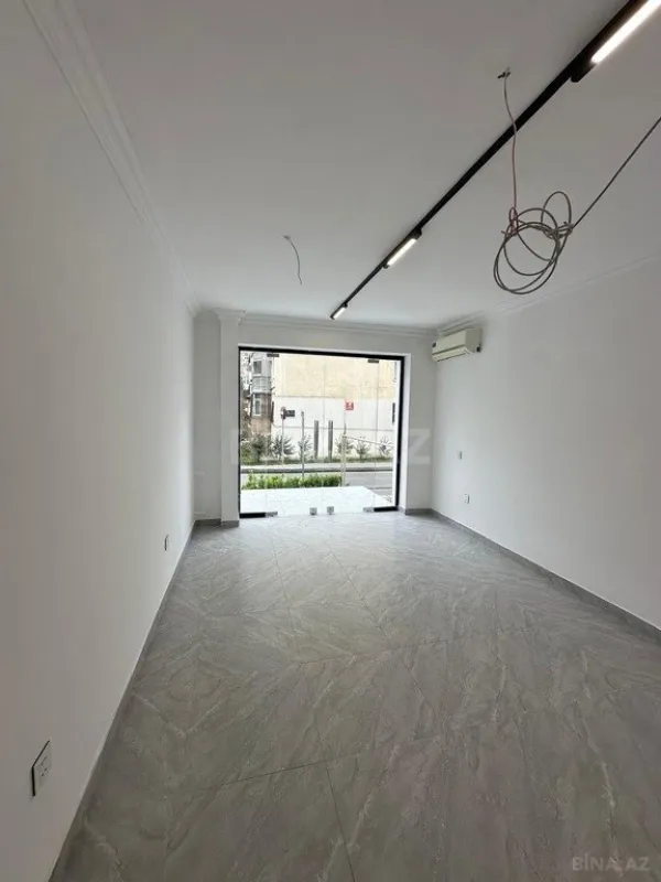 Satılır obyekt 113 m²