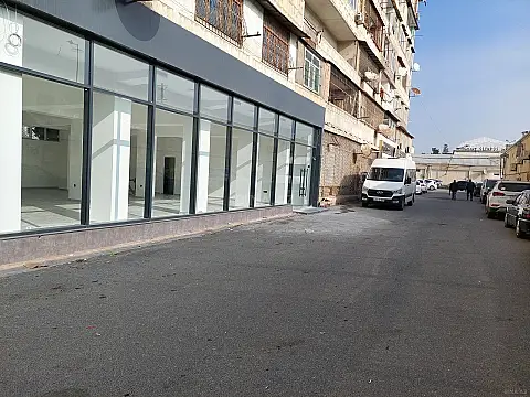 Kirayə verilir obyekt 175 m²