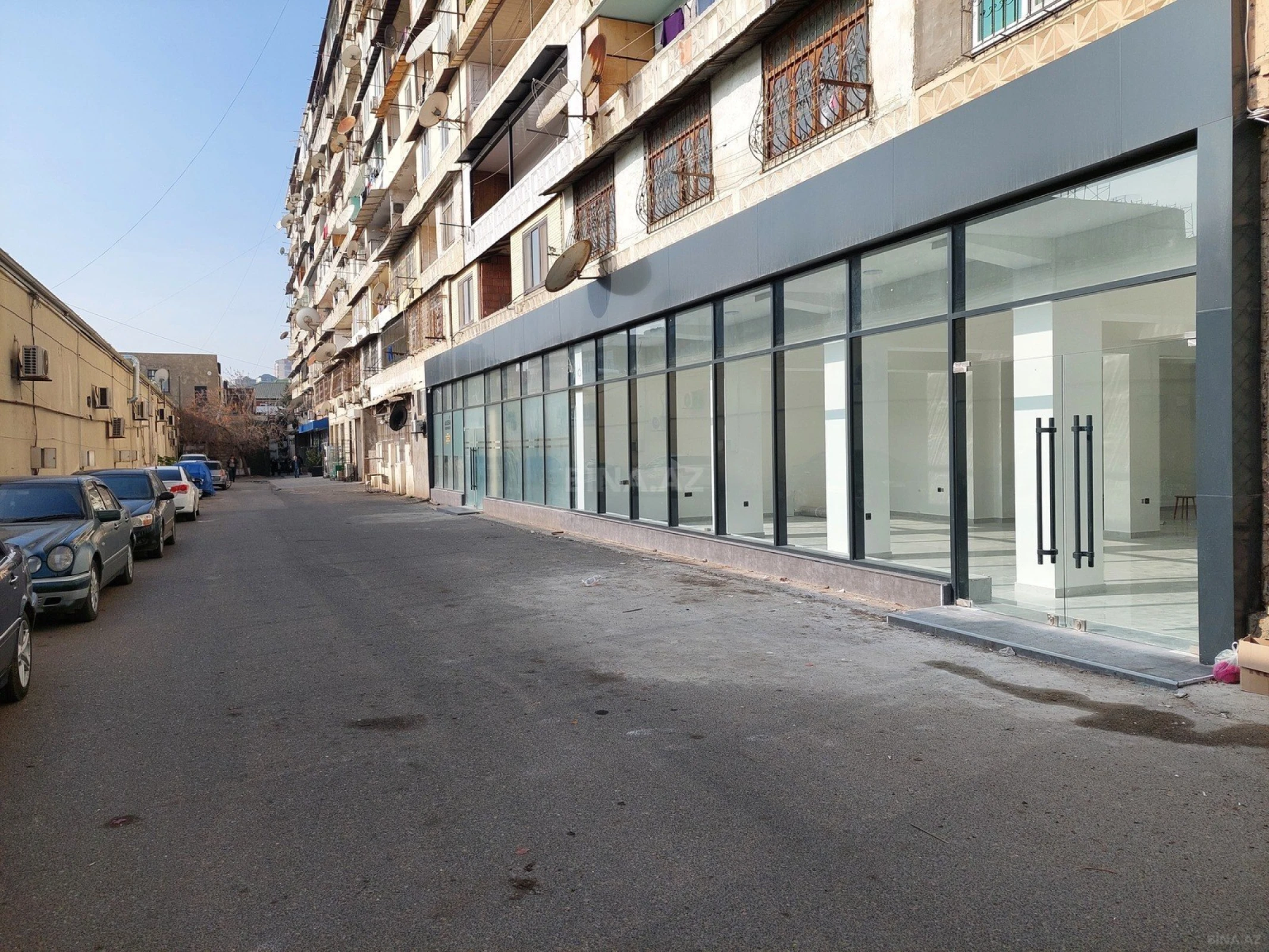 Kirayə verilir obyekt 175 m²