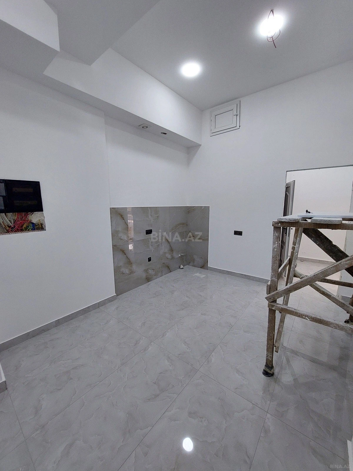 Kirayə verilir obyekt 175 m²