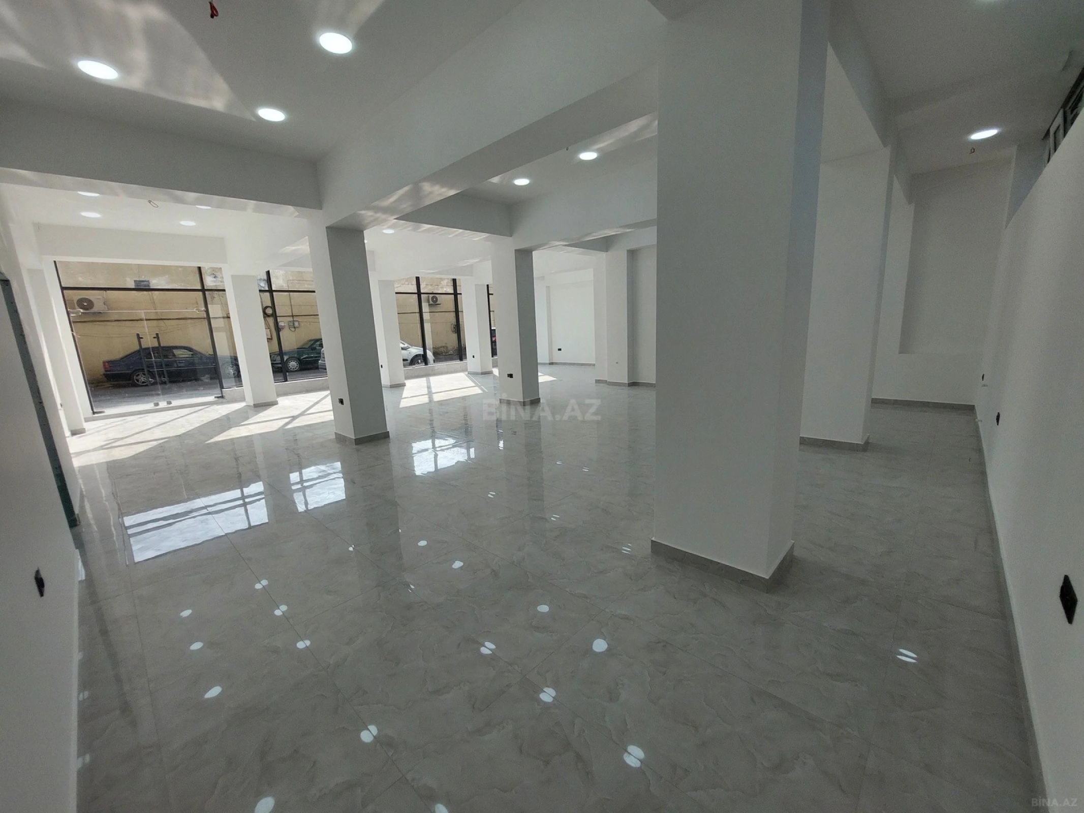 Kirayə verilir obyekt 175 m²