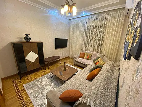 Kirayə verilir 4 otaqlı mənzil 120 m² — Bakı, Sahil qəs. 4 otaq 120.00 m²