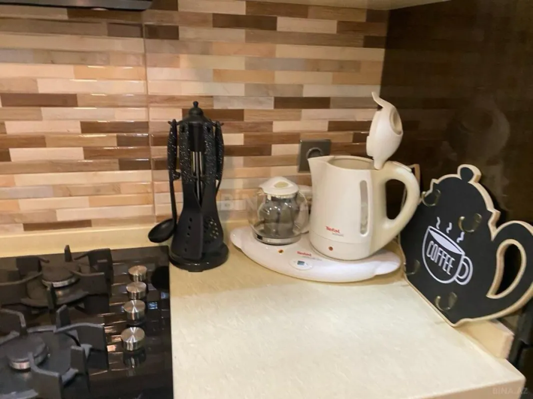 Kirayə verilir 4 otaqlı mənzil 120 m²