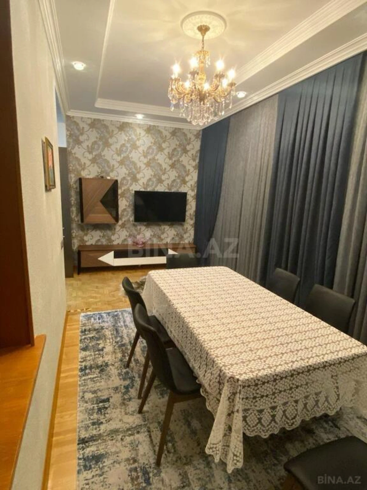 Kirayə verilir 4 otaqlı mənzil 120 m²