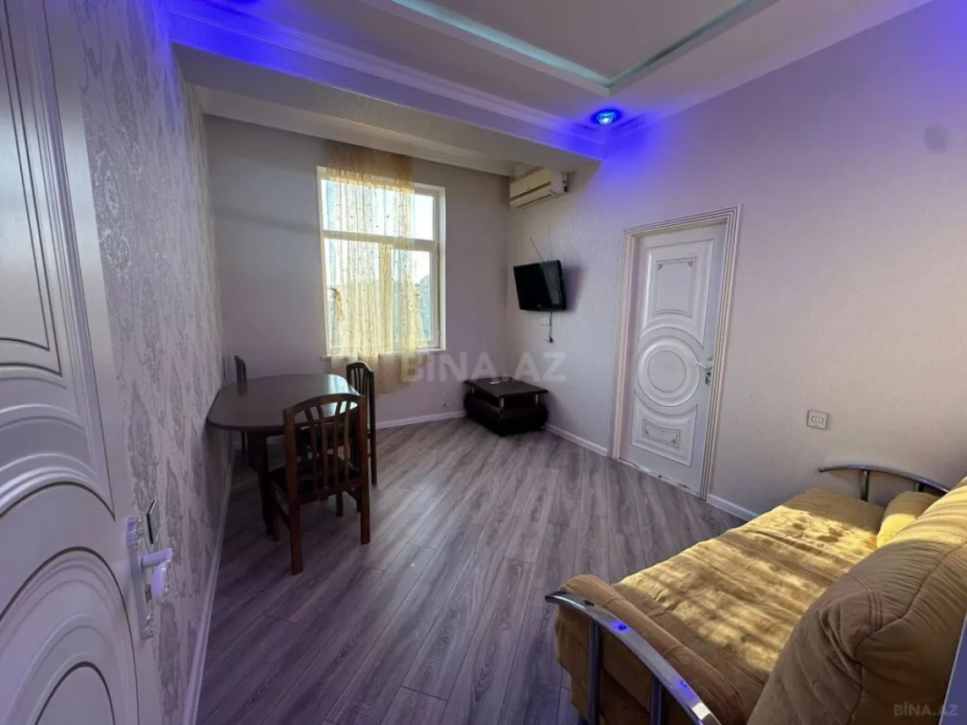 Satılır 2 otaqlı mənzil 52 m²