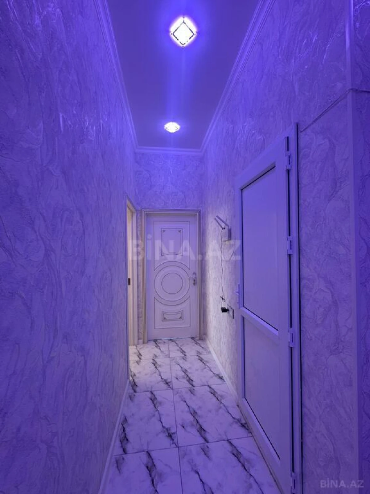 Satılır 2 otaqlı mənzil 52 m²