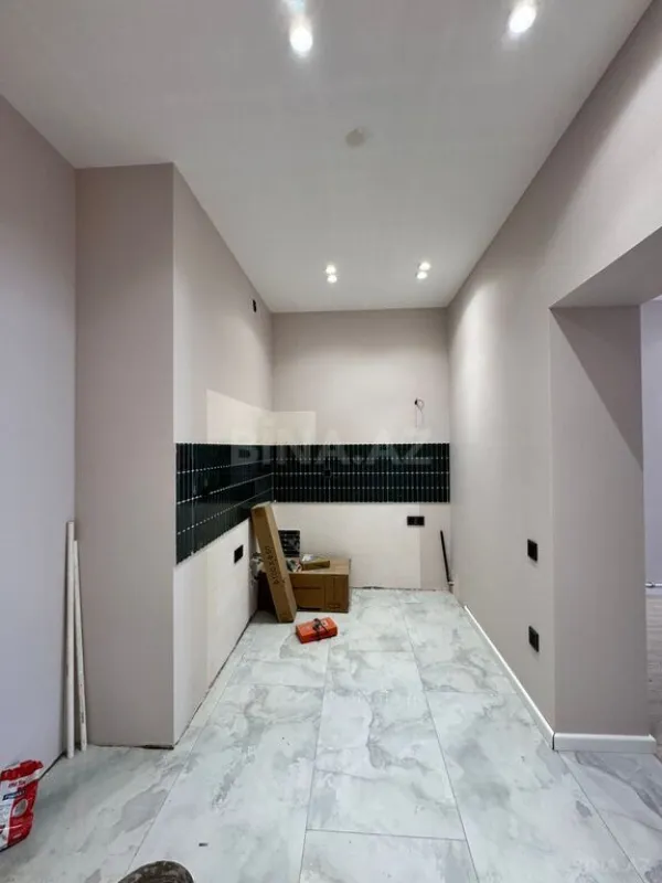 Satılır 3 otaqlı mənzil 115 m²