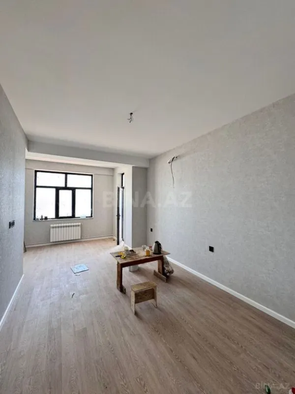 Satılır 3 otaqlı mənzil 115 m²