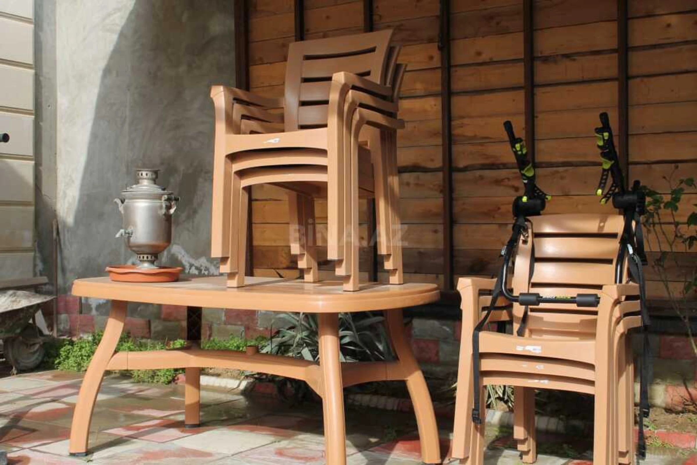 Satılır 7 otaqlı həyət evi 330 m²