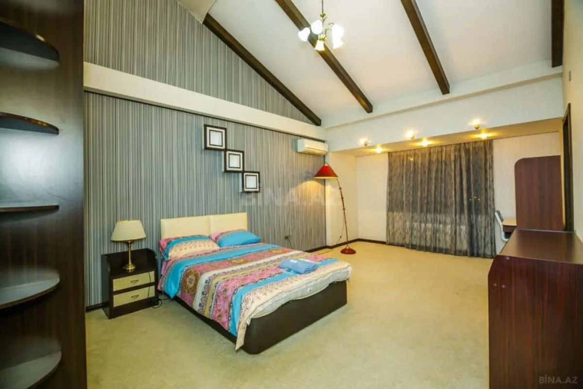 Kirayə verilir 6 otaqlı mənzil 350 m²