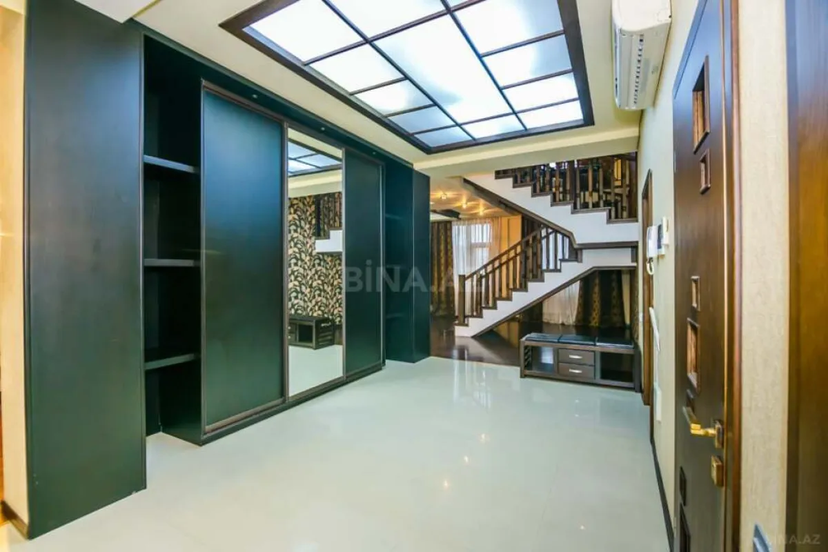 Kirayə verilir 6 otaqlı mənzil 350 m²