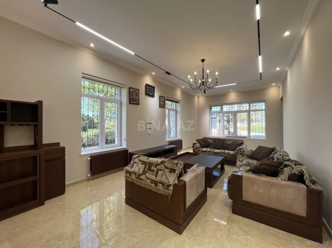 Kirayə verilir 5 otaqlı həyət evi 400 m²