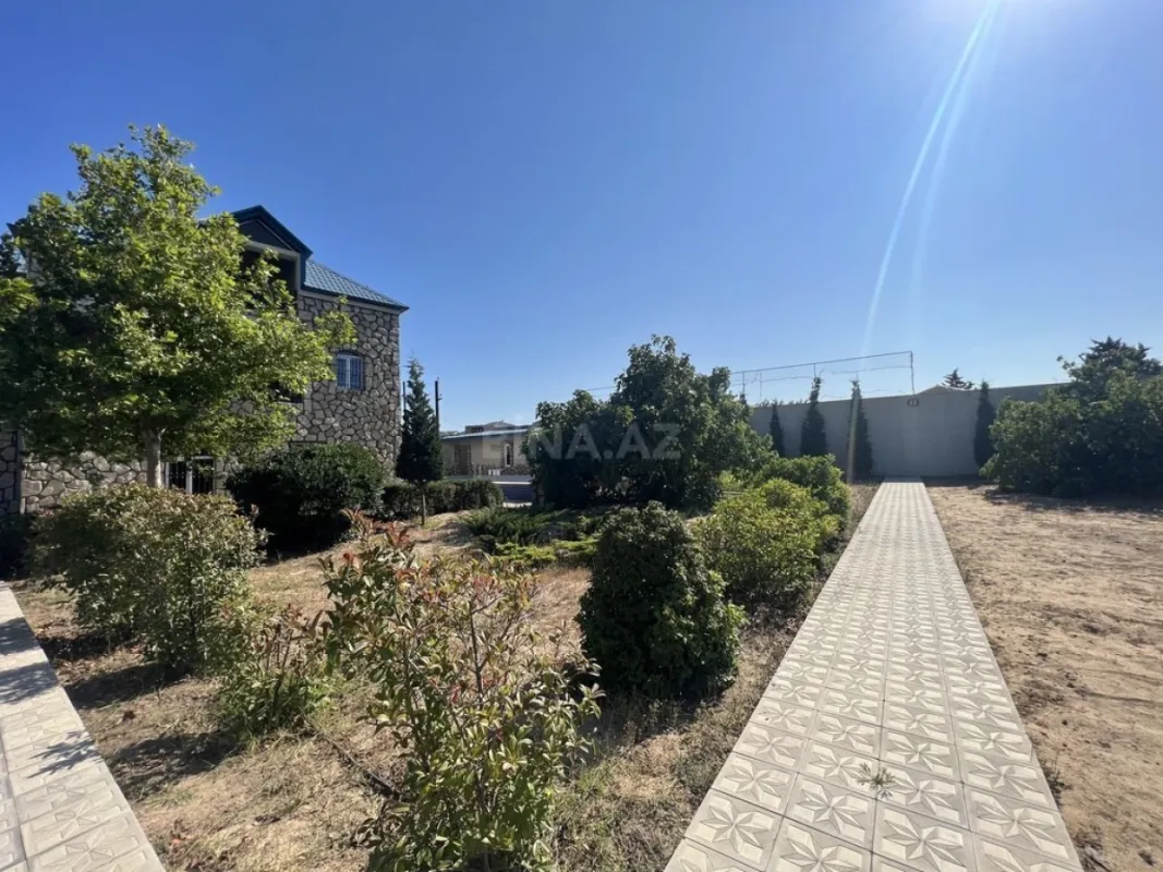 Kirayə verilir 5 otaqlı həyət evi 400 m²