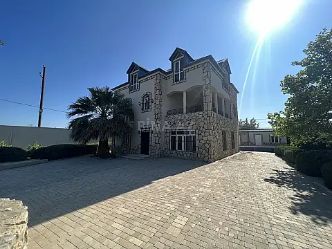 Kirayə verilir 5 otaqlı həyət evi 400 m²