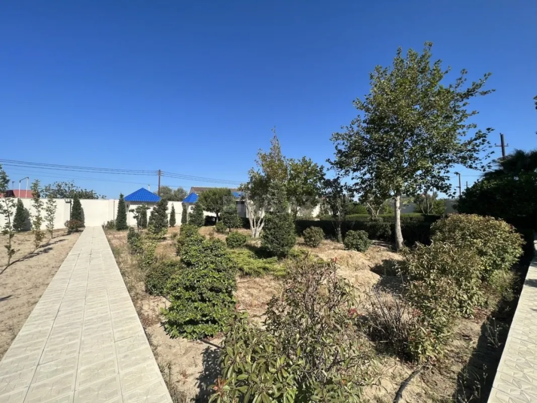 Kirayə verilir 5 otaqlı həyət evi 400 m²