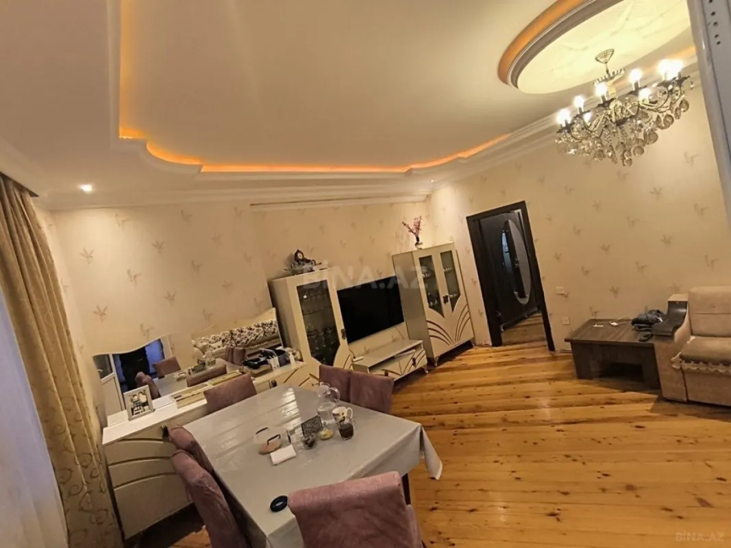 Satılır 3 otaqlı mənzil 100 m²