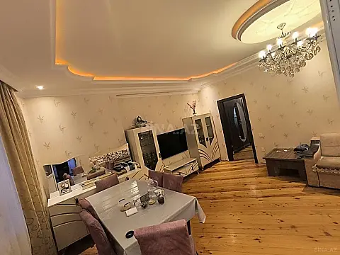 Satılır 3 otaqlı mənzil 100 m²