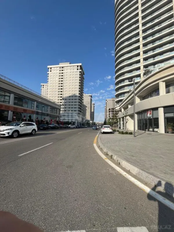 Satılır obyekt 269 m²