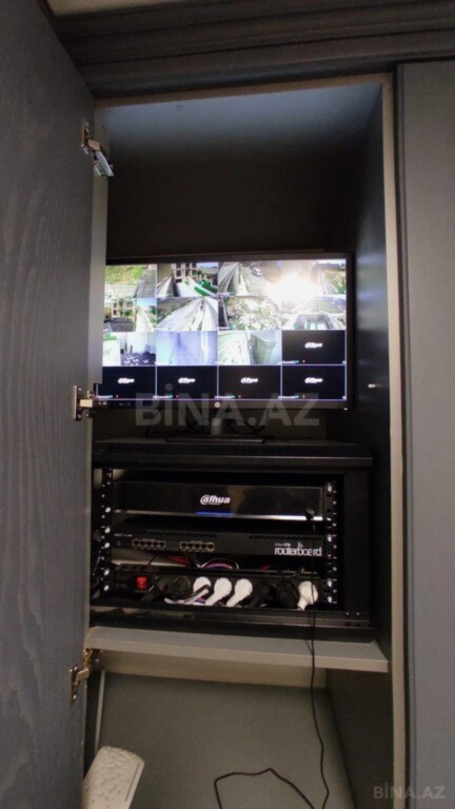 Satılır 6 otaqlı həyət evi 500 m²