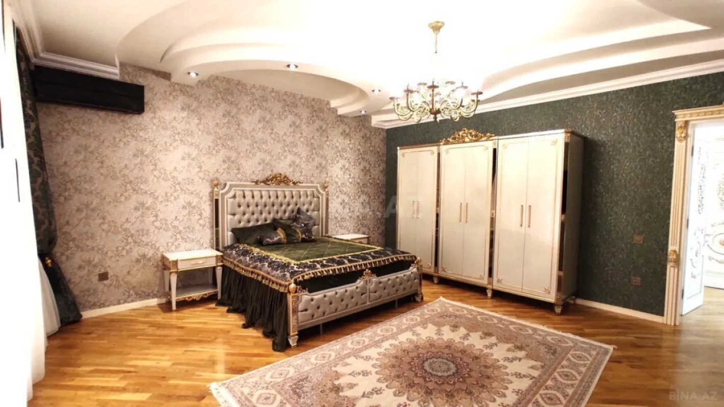 Satılır 6 otaqlı həyət evi 500 m²