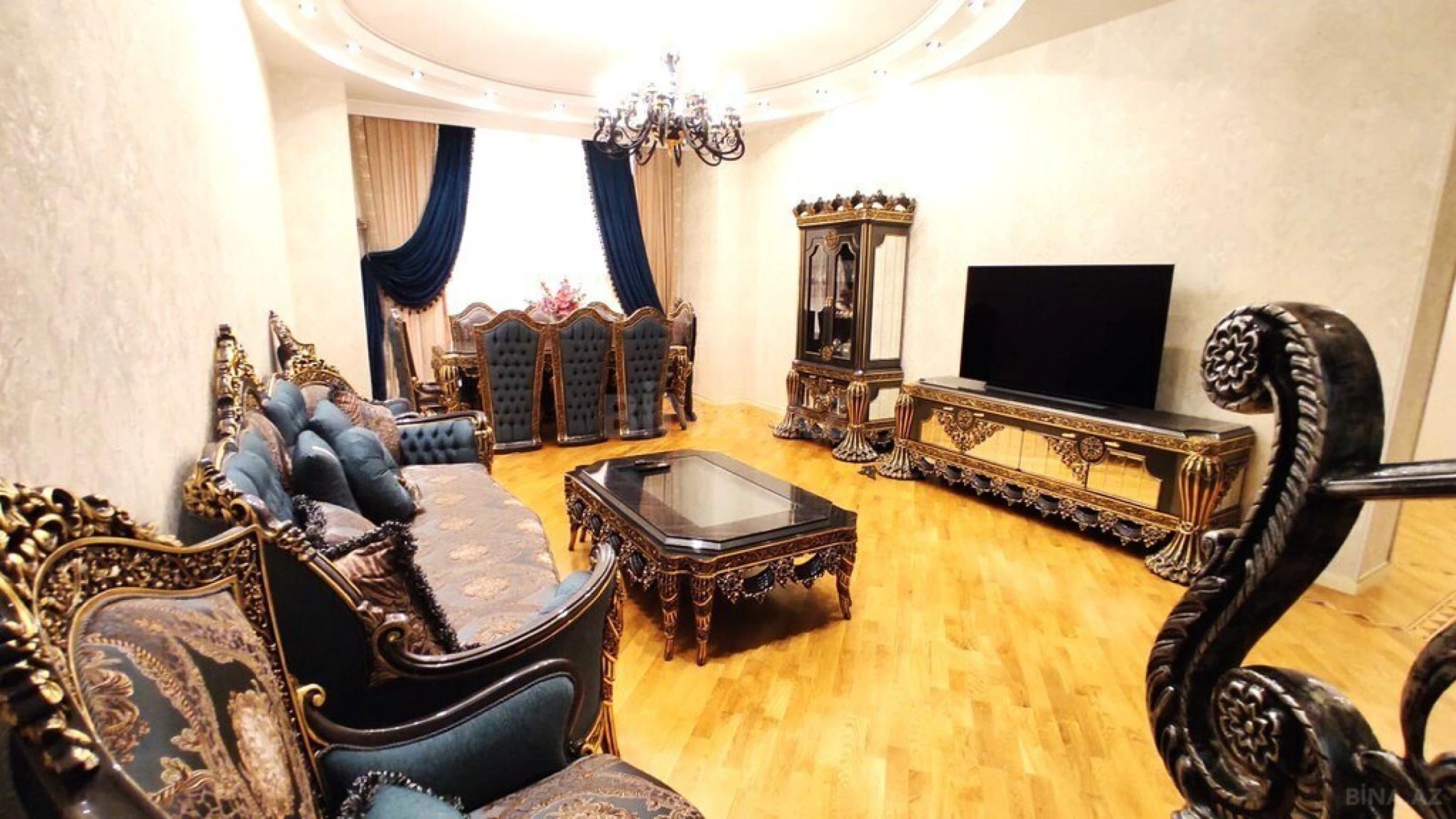 Satılır 6 otaqlı həyət evi 500 m²