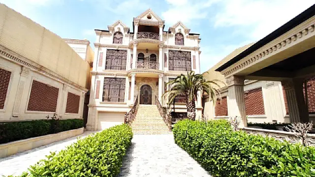 Satılır 6 otaqlı həyət evi 500 m² — Bakı, Badamdar 6 otaq 500.00 m²