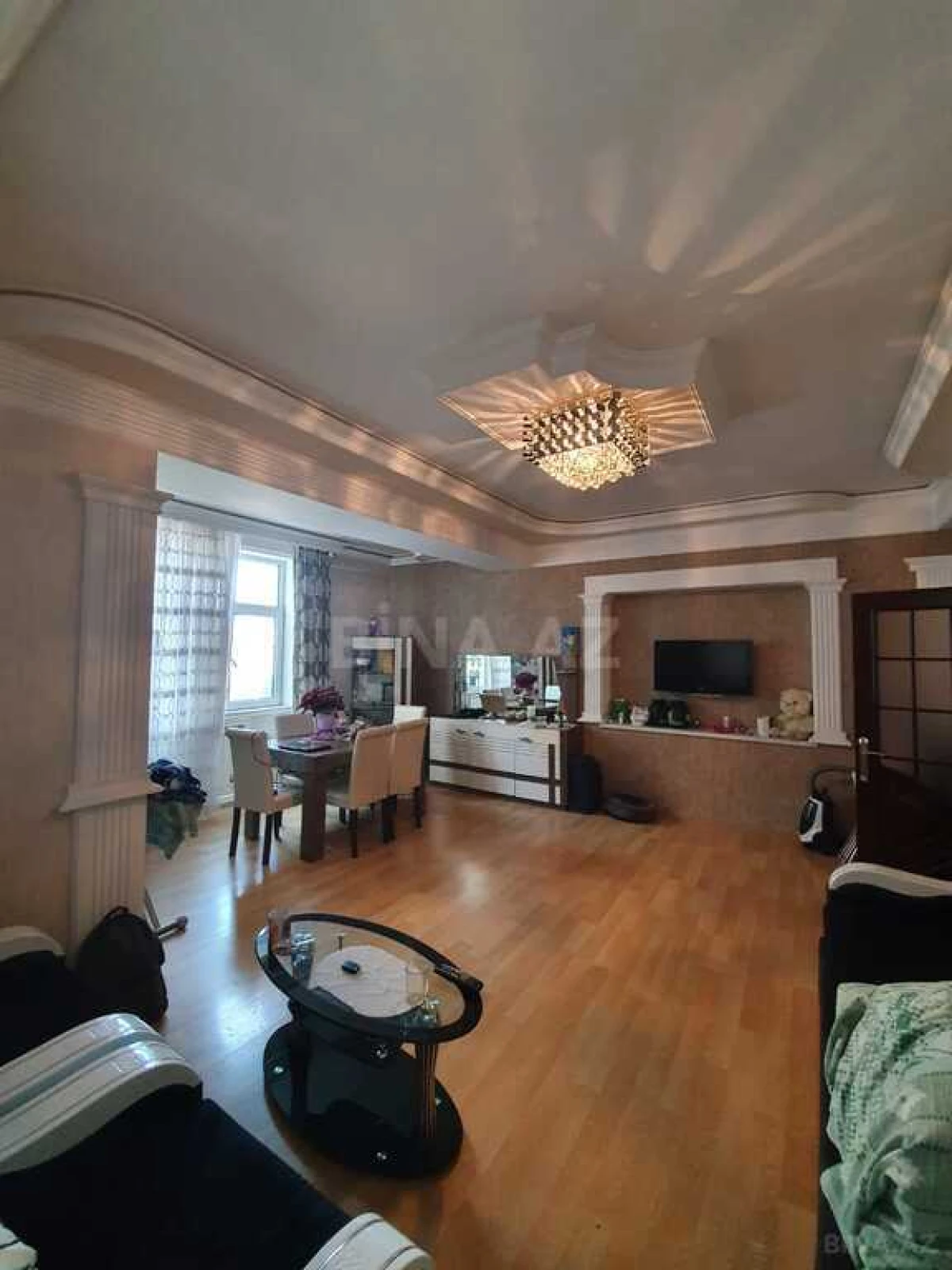 Satılır 2 otaqlı mənzil 85 m²