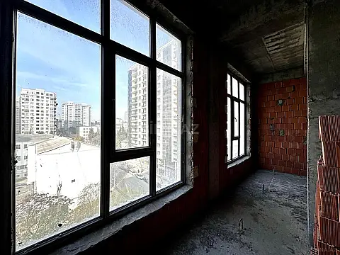 Satılır 3 otaqlı mənzil 120 m²