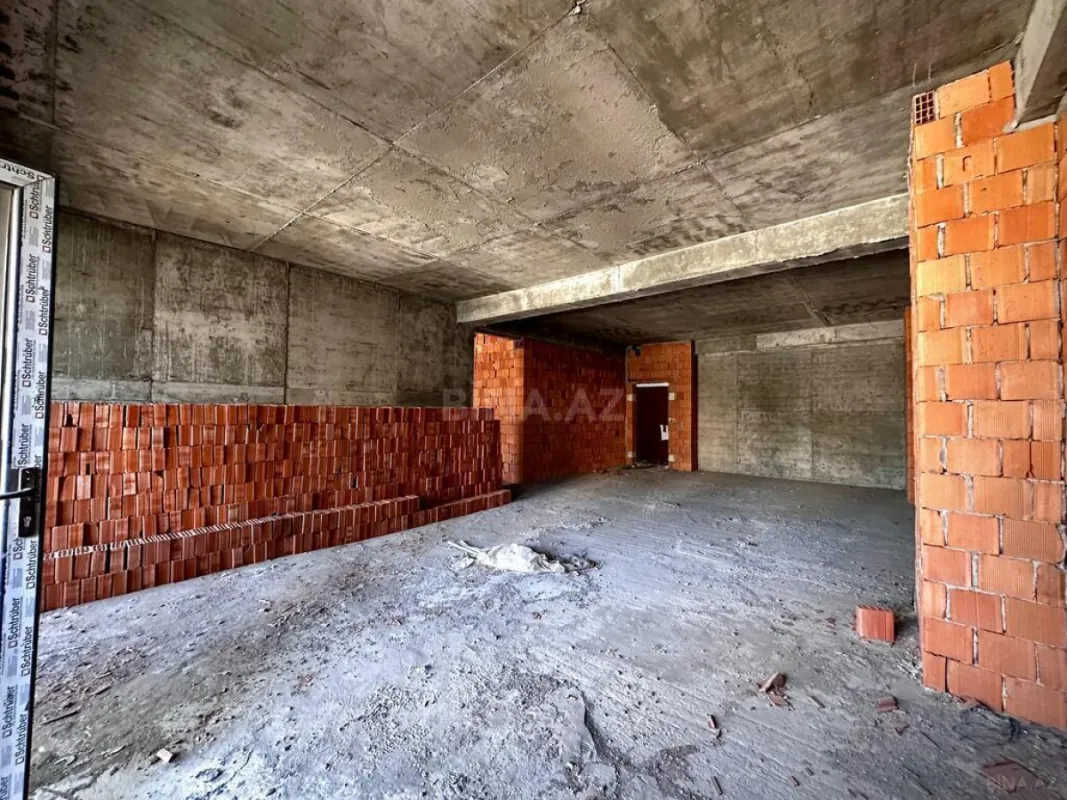 Satılır 3 otaqlı mənzil 120 m²