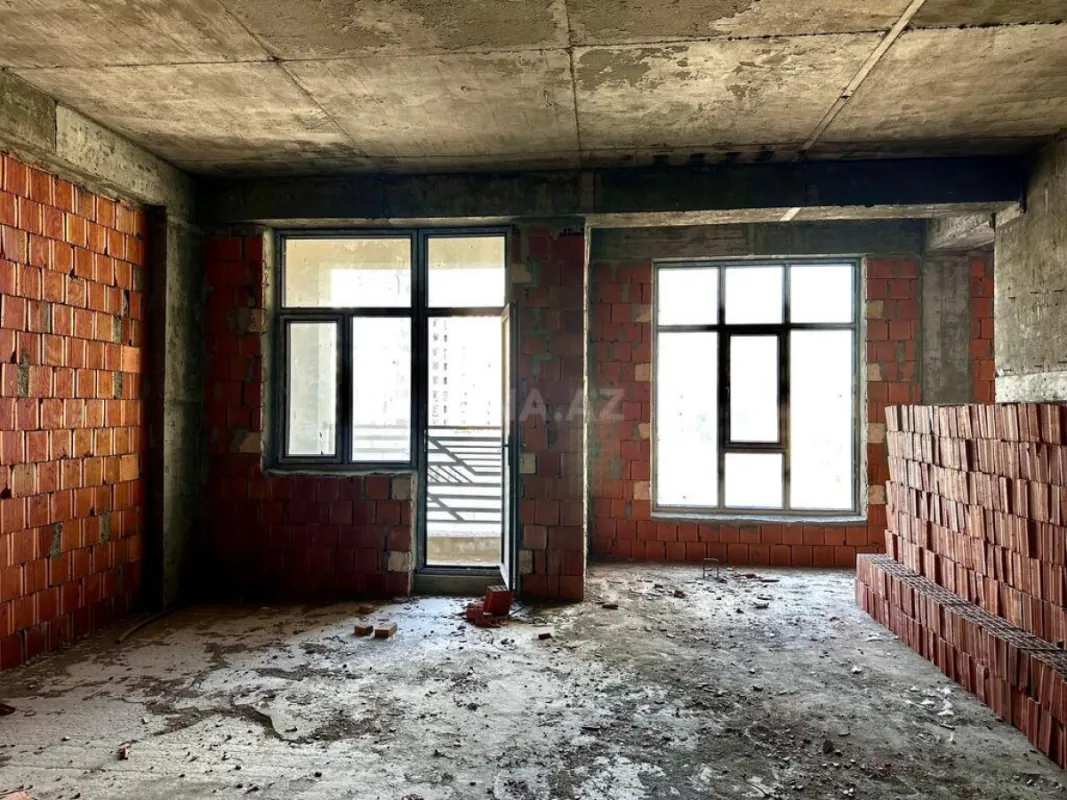 Satılır 3 otaqlı mənzil 120 m²