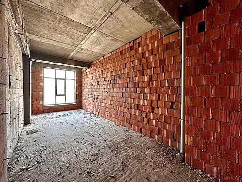 Satılır 3 otaqlı mənzil 120 m²