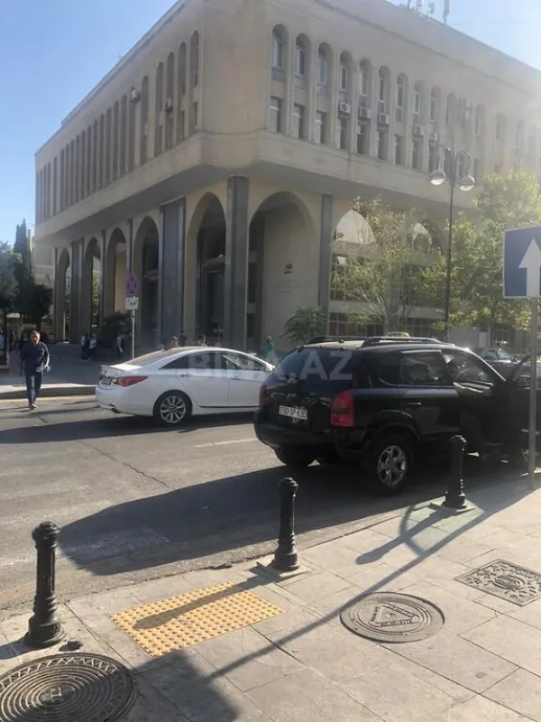 Kirayə verilir obyekt 70 m²