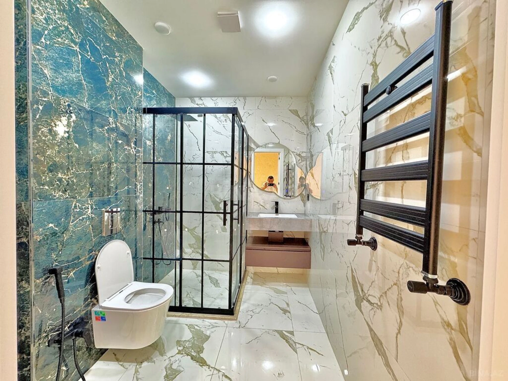 Satılır 3 otaqlı mənzil 120 m²