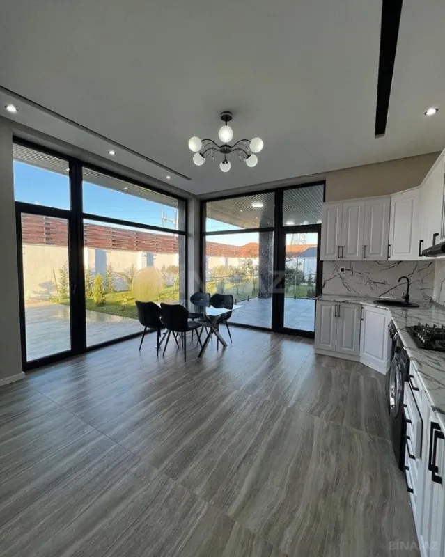 Kirayə verilir 5 otaqlı həyət evi 400 m²