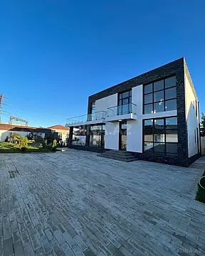 Kirayə verilir 5 otaqlı həyət evi 400 m²