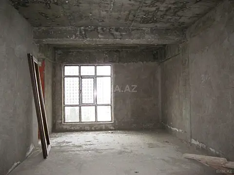 Satılır 4 otaqlı mənzil 198 m²