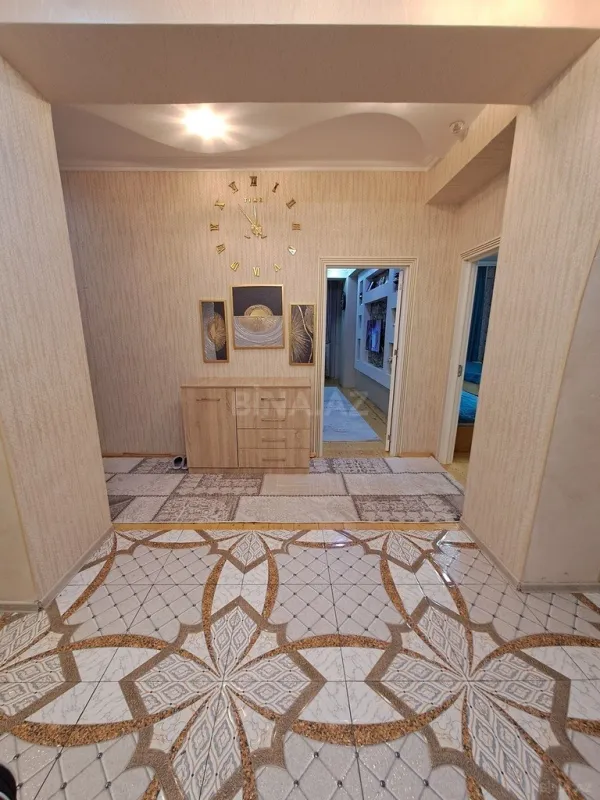 Satılır 3 otaqlı mənzil 100 m²