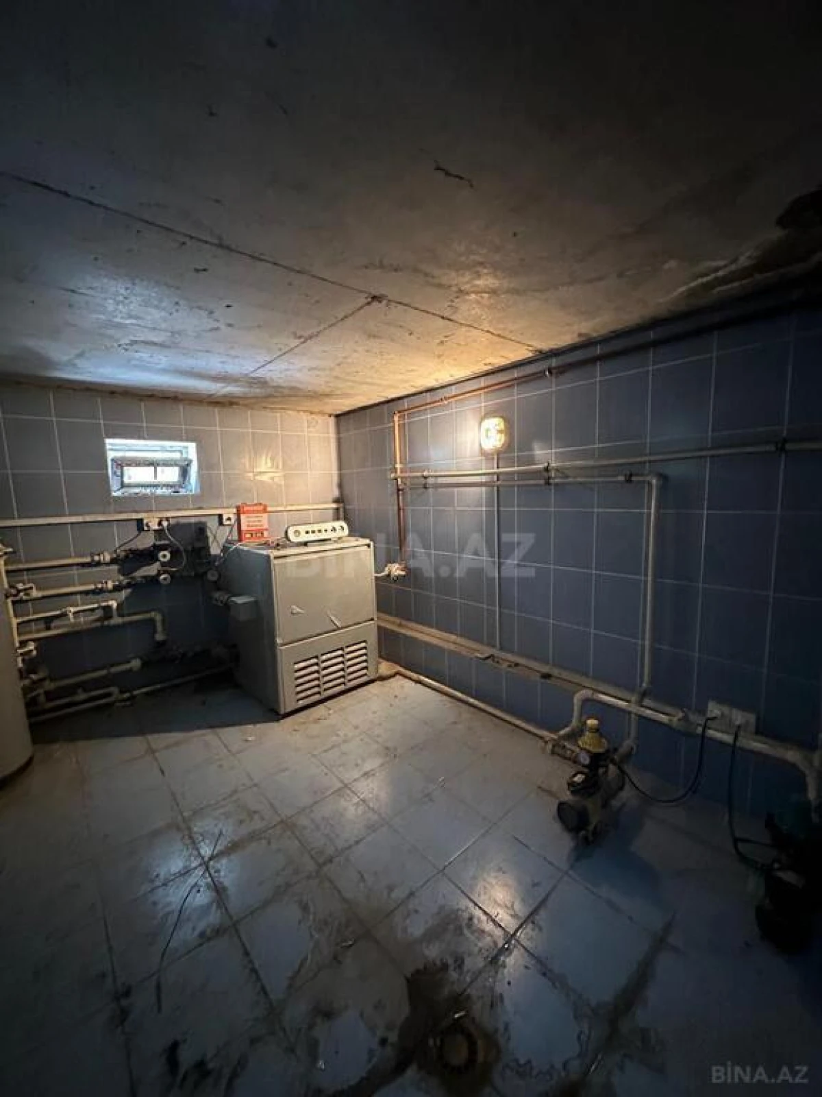 Satılır 7 otaqlı həyət evi 400 m²