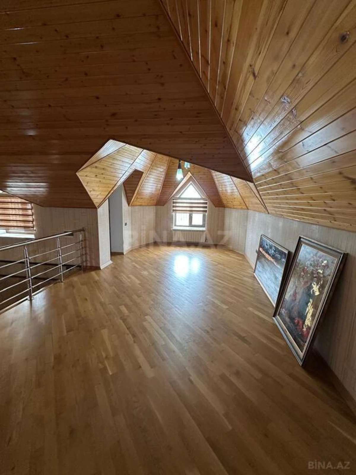 Satılır 7 otaqlı həyət evi 400 m²