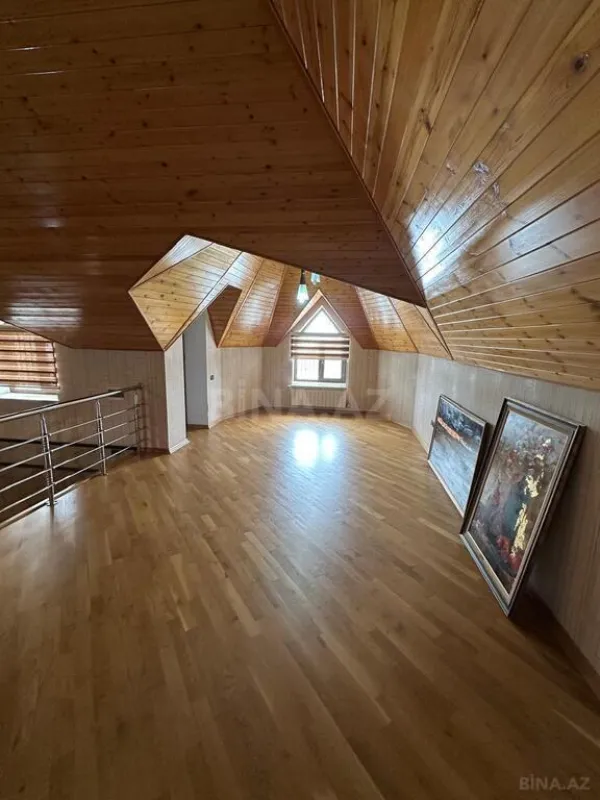 Satılır 7 otaqlı həyət evi 400 m²