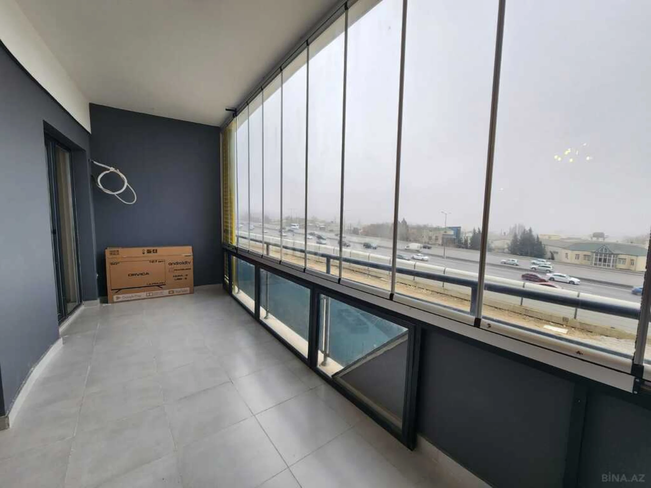 Kirayə verilir 2 otaqlı mənzil 87 m²