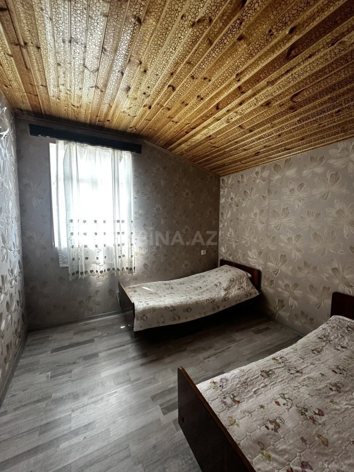 Satılır 4 otaqlı həyət evi 200 m²