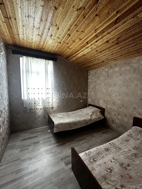 Satılır 4 otaqlı həyət evi 200 m²