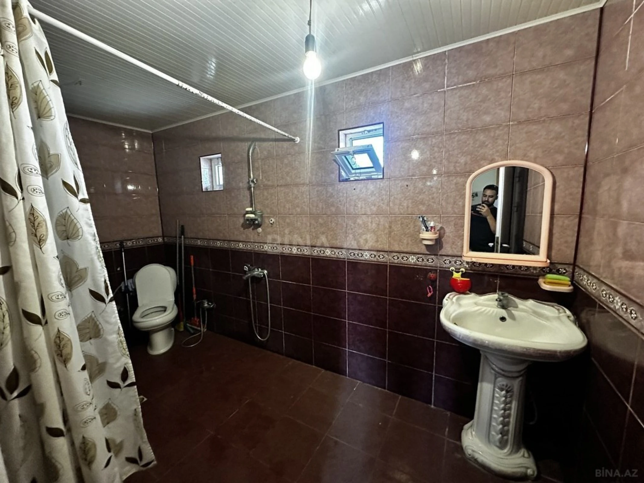 Satılır 4 otaqlı həyət evi 200 m²