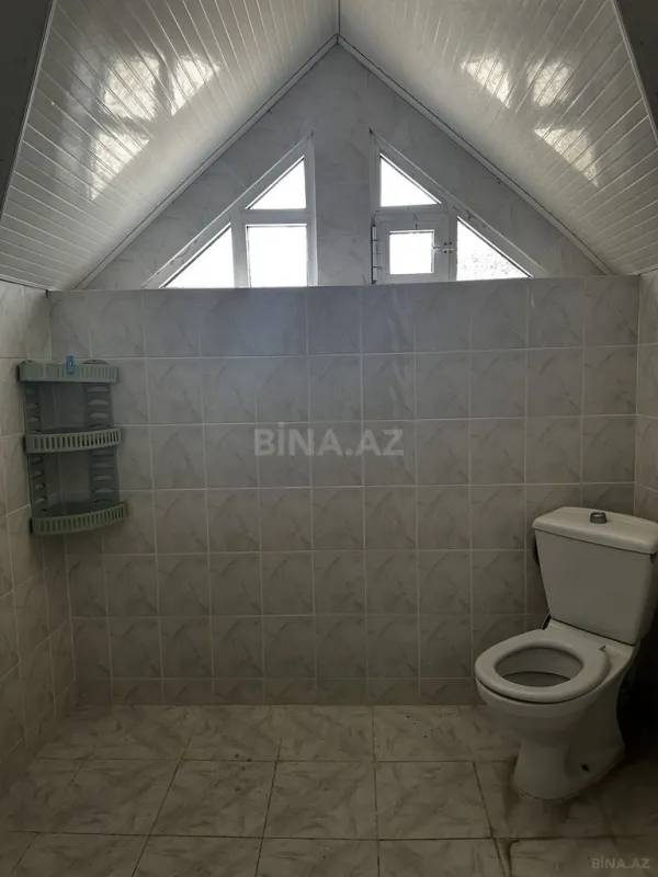 Satılır 4 otaqlı həyət evi 200 m²