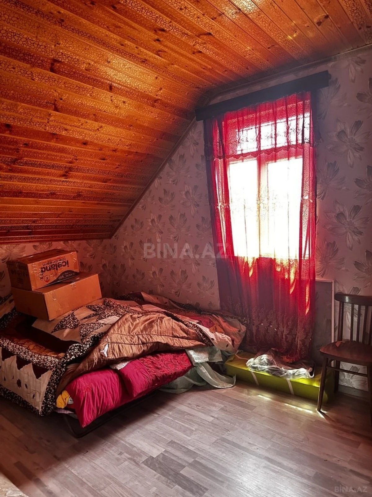 Satılır 4 otaqlı həyət evi 200 m²