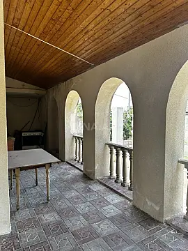 Satılır 4 otaqlı həyət evi 200 m²