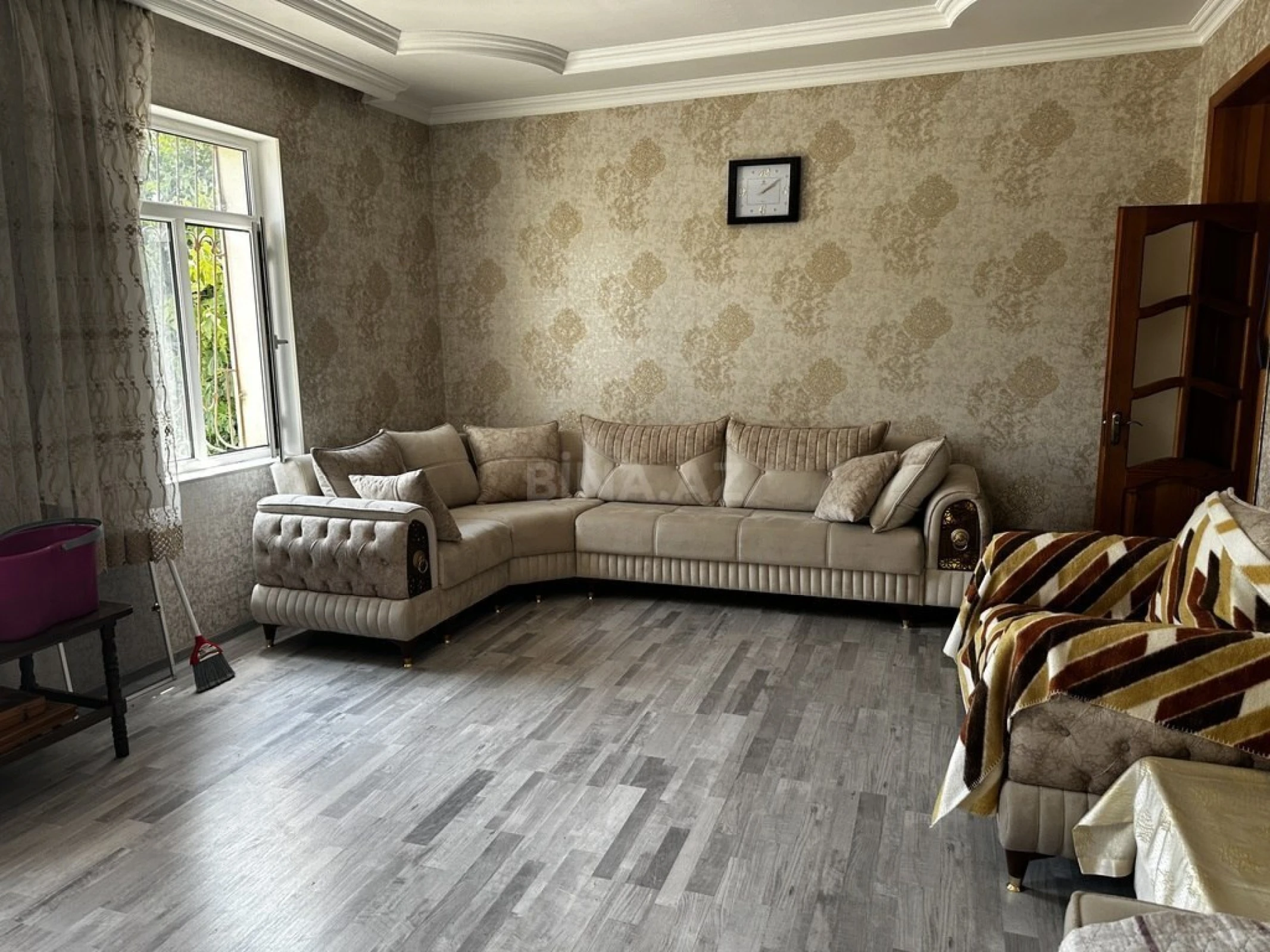 Satılır 4 otaqlı həyət evi 200 m²